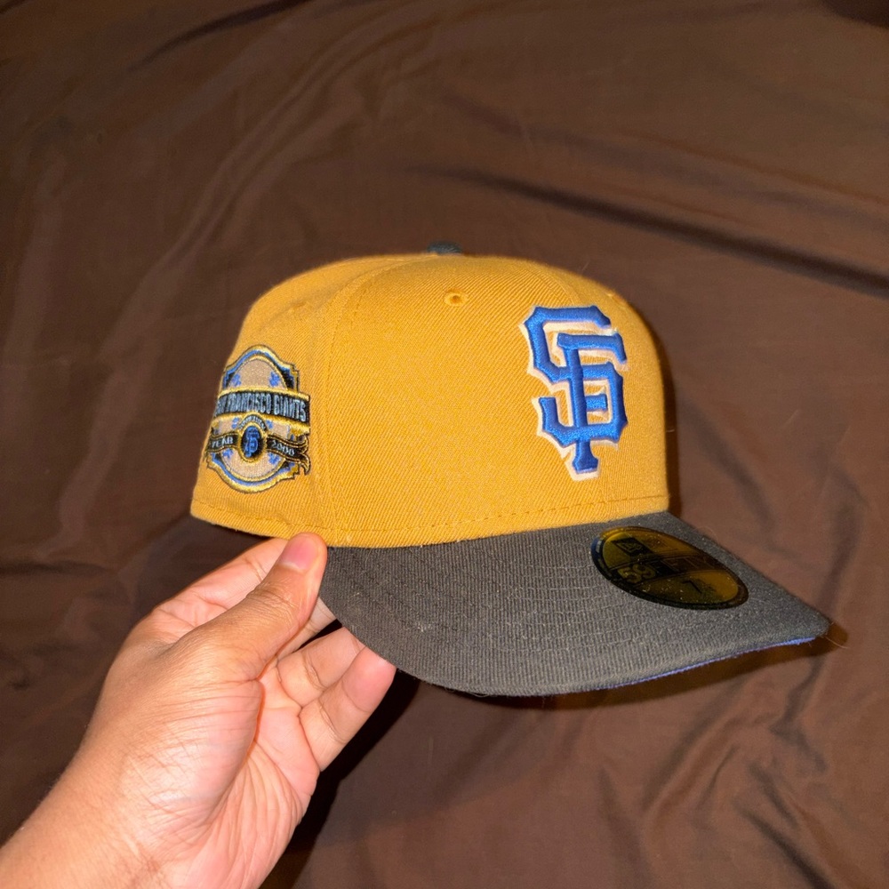 New Era Yellow and Gray Hat with Blue Logo Giants 7 1/4